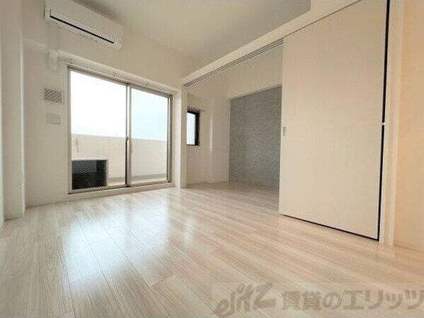 セレニテ西中島アリア壱番館の物件内観写真